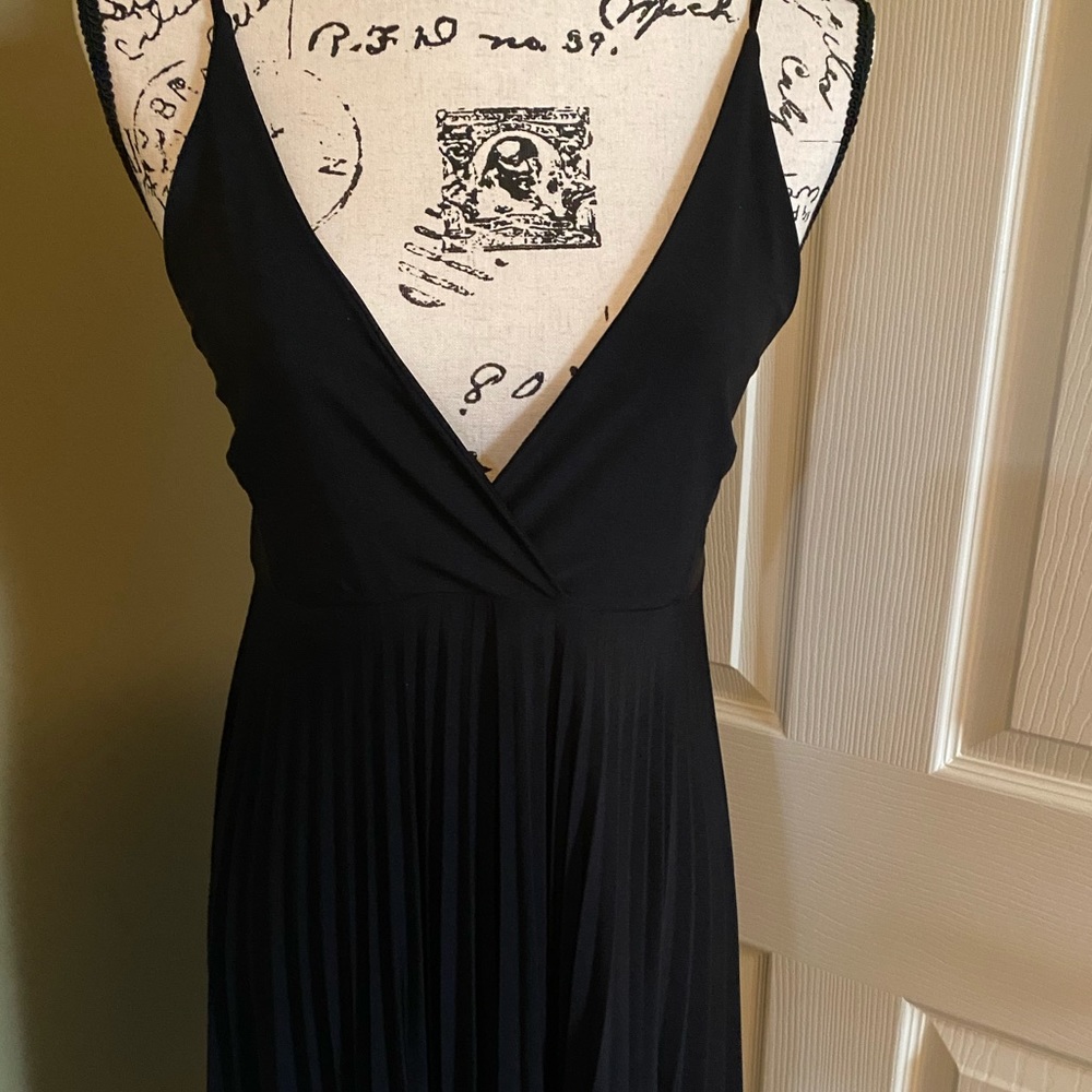 Comfy lil black sexy dress.